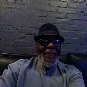 Meet your Posher, Leslie